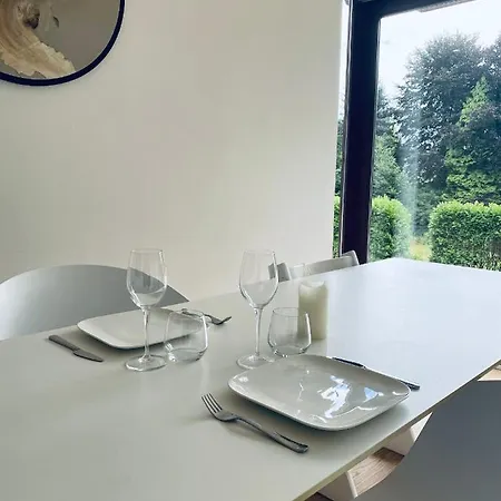 Le Du Pays De Chalet Herve